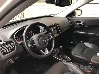 Usata Jeep Compass Limited 140 CV (102 kW) 2018 Bianco SUV