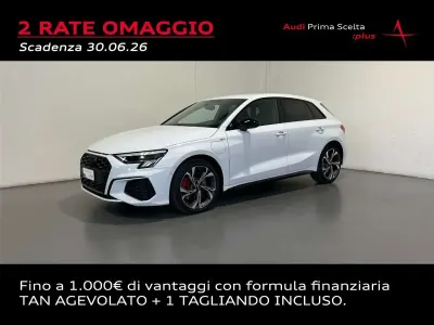 Usata Audi A3 Sportback e-tron S-Line 150 CV (110 kW) 2024 Bianco ghiaccio metallizzato Utilitaria