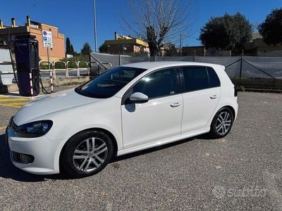 Usata VW Golf VI Edition 90 CV (66 kW) 2011 Bianco Utilitaria