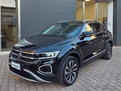 Usata VW T-Roc Style 150 CV (110 kW) 2024 Nero SUV