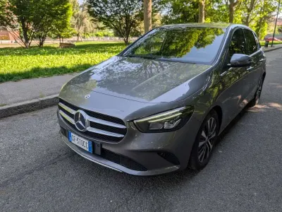 Usata Mercedes B180 Business 116 CV (85 kW) 2021 Monovolume
