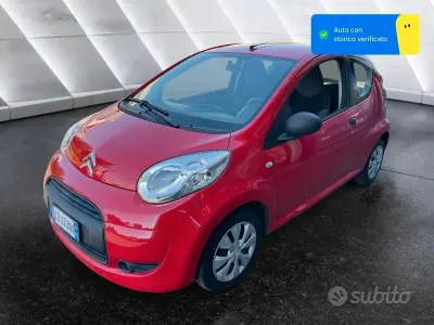 Usata Citroën C1 68 CV (50 kW) 2010 Rosso Utilitaria