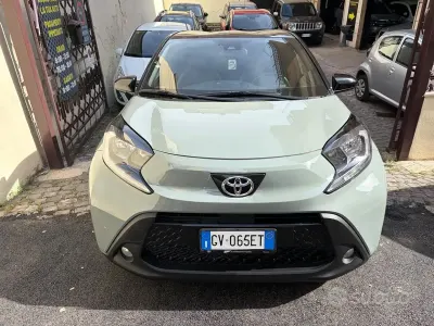 Usata Toyota Aygo X Trend 72 CV (52 kW) 2024 Grigio SUV
