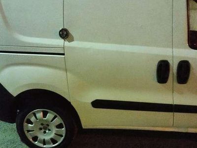 Usata Fiat Doblò 120 CV (88 kW) 2014 Bianco Monovolume