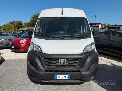 Occasion Fiat Ducato 33 120 ch (88 kW) 2023 Blanc Van