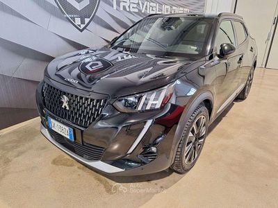 Usata Peugeot 2008 GT 131 CV (96 kW) 2022 Nero perla SUV