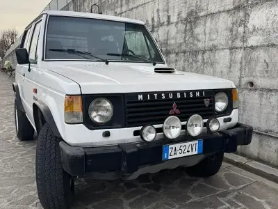 Usata Mitsubishi Pajero 95 CV (69 kW) 1989 Bianco SUV