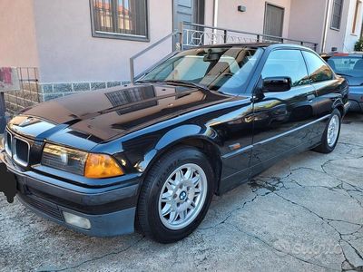 Usata BMW 318 140 CV (102 kW) 1995 Nero Coupé