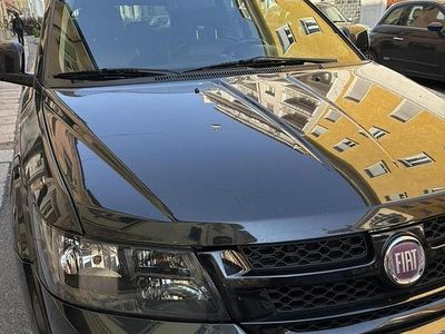 Usata Fiat Freemont 170 CV (125 kW) 2014 Nero SUV