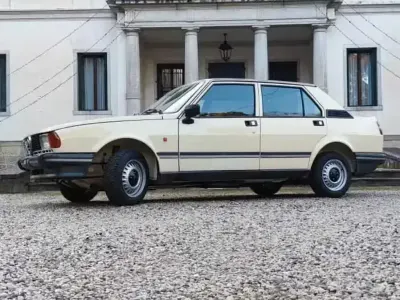 Usata Alfa Romeo Giulietta 109 CV (80 kW) 1982 Bianco Berlina
