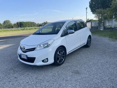 Usata Toyota Yaris 69 CV (50 kW) 2014 Other Utilitaria