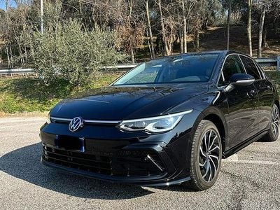 Usata VW Golf VIII R-line 130 CV (95 kW) 2022 Nero Berlina