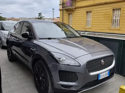 Usata Jaguar E-Pace Chequered Flag 150 CV (110 kW) 2019 Grigio SUV