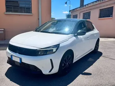 Usata Opel Corsa 75 CV (55 kW) 2022 Bianco Utilitaria