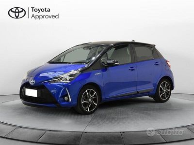 Usata Toyota Yaris Hybrid Edition 100 CV (73 kW) 2017 Blu Berlina