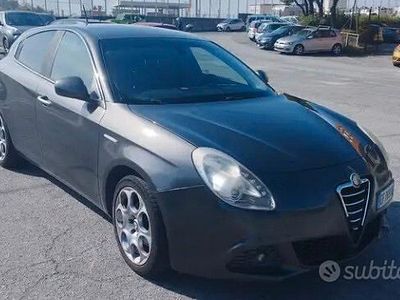 Usata Alfa Romeo Giulietta Progression 105 CV (77 kW) 2011 Grigio Berlina