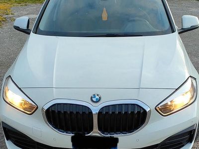 Usata BMW 116 Advantage 116 CV (85 kW) 2022 Bianco Utilitaria
