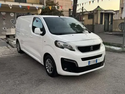Usata Peugeot Expert 120 CV (88 kW) 2021 Other Furgone