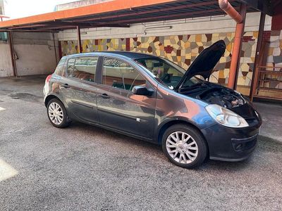 Usata Renault Clio II 2008 Grigio Utilitaria