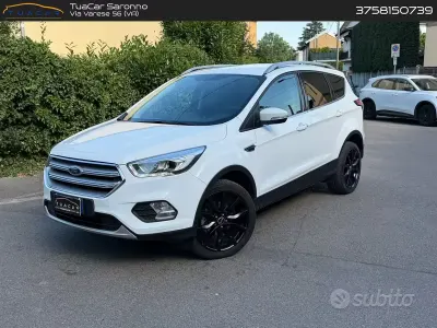 Usata Ford Kuga Business Edition 120 CV (88 kW) 2018 Bianco SUV
