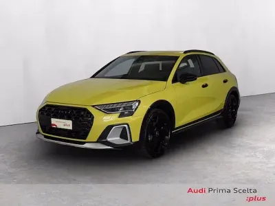 Begagnad Audi A3 Comfort 150 HK (110 kW) 2024 Gul Sedan