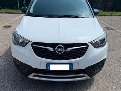 Usata Opel Crossland X 110 CV (80 kW) 2019 Bianco SUV