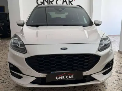 Usata Ford Kuga ST-Line 190 CV (139 kW) 2020 Bianco SUV