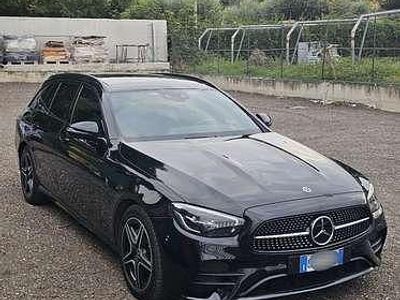 Usata Mercedes E300 Premium 265 CV (194 kW) 2022 Nero Station wagon