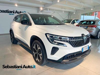 Usata Renault Austral Equilibre 131 CV (96 kW) 2023 Bianco SUV