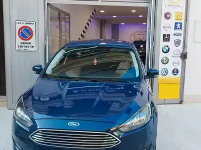 Occasion Ford Focus Titanium 120 ch (88 kW) 2016 Bleue Berline