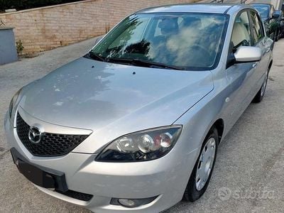 Usata Mazda 3 105 CV (77 kW) 2004 Grigio Berlina