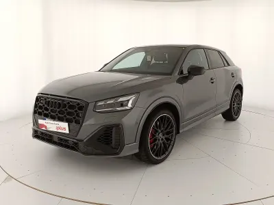 Usata Audi Q2 Sport 300 CV (220 kW) 2023 Grigio daytona perlato SUV