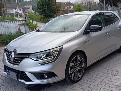 Usata Renault Mégane GT Line GT-Line 131 CV (96 kW) 2016 Bianco Berlina