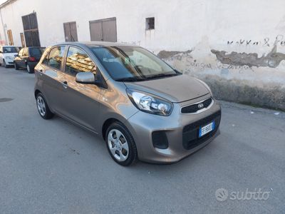 usata Kia Picanto GPL GAS di serie bassi consumi 2016