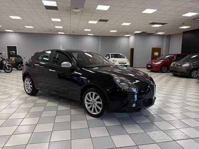 Usata Alfa Romeo Giulietta Super 120 CV (88 kW) 2018 Nero Utilitaria