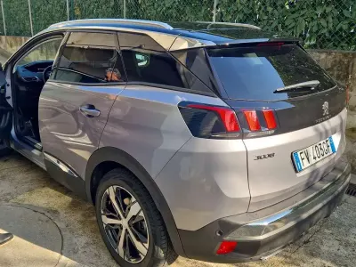 Usata Peugeot 3008 Crossway 131 CV (96 kW) 2019 Grigio SUV