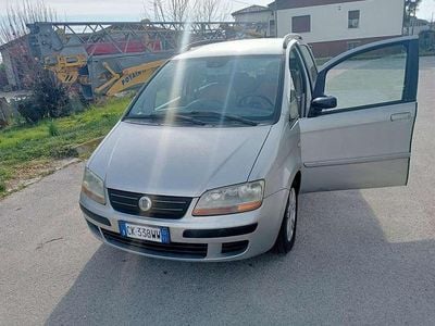 Usata Fiat Idea Active 95 CV (69 kW) 2004 Grigio Monovolume
