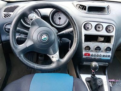 Usata Alfa Romeo 156 150 CV (110 kW) 2006 Nero Station wagon