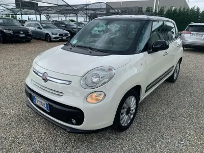 Usata Fiat 500L Lounge 95 CV (69 kW) 2016 Bianco Monovolume