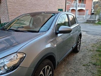 Usata Nissan Qashqai 150 CV (110 kW) 2011 Grigio SUV