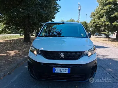 Usata Peugeot E-Partner 56 kW (77 CV) 2024 Bianco Monovolume