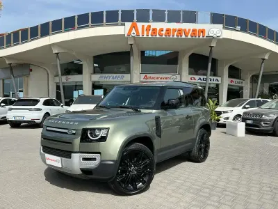 Usata Land Rover Defender 249 CV (183 kW) 2021 Verde SUV