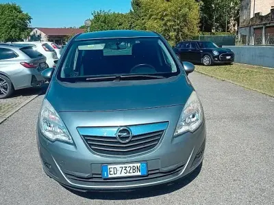 Usata Opel Meriva 95 CV (69 kW) 2011 Grigio Monovolume