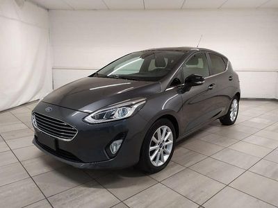 Usata Ford Fiesta Titanium 85 CV (62 kW) 2017 Grigio Utilitaria