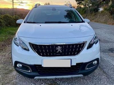 Usata Peugeot 2008 Allure 102 CV (75 kW) 2019 Bianco SUV