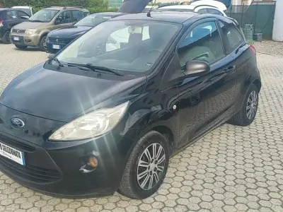 Usata Ford Ka 69 CV (50 kW) 2011 Nero Utilitaria