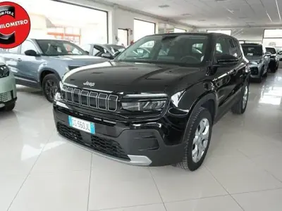 Usata Jeep Avenger Altitude 101 CV (74 kW) 2023 Nero SUV
