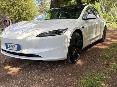 Usata Tesla Model 3 Long Range AWD 152 kW (208 CV) 2024 Berlina