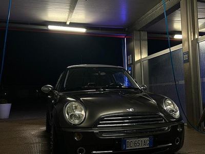 Usata Mini Cooper 116 CV (85 kW) 2006 Grigio Utilitaria