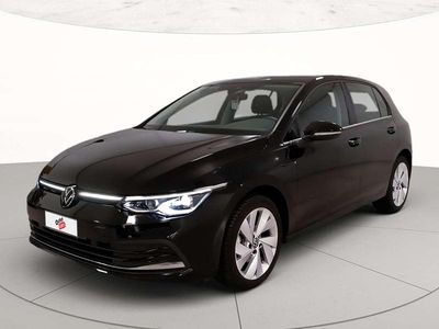 Usata VW Golf VIII Style 131 CV (96 kW) 2024 Grenadill black metallizzato Berlina